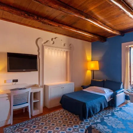 Maison Tofani Konukevi Sorrento